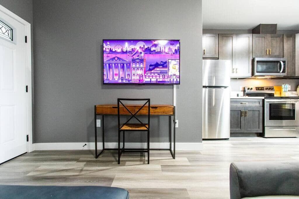 Restaurants-Pets-Professionals-Fastwifi-A C-Patios Apartment San Diego Exterior photo